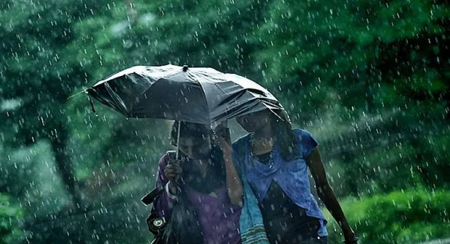 Kerala receives 3 fold excess rainfall on first day of Monsoon- India TV Paisa