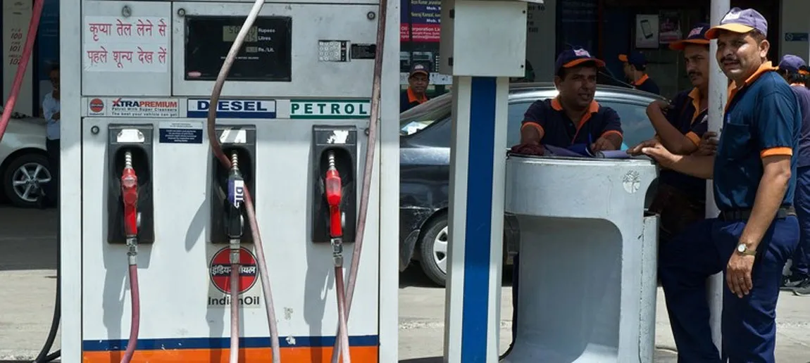 Petrol and Diesel price rose after polling in Karnatka over- India TV Paisa