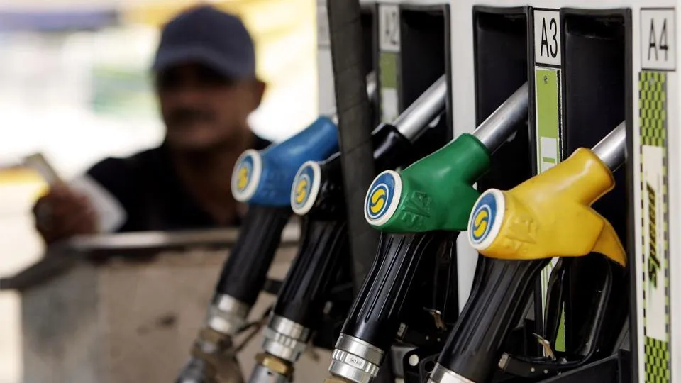 Petrol price rose more than Rs 8 during 5 months to record high- India TV Paisa
