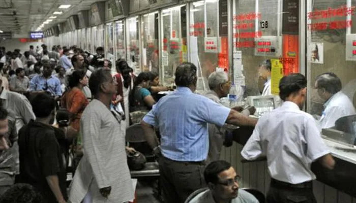 Rail ticket reservation will be partially closed on Saturday and Sunday- India TV Hindi