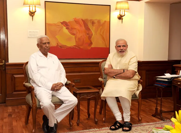 Karnataka Governor Vajubhai Vala and PM Modi- India TV Hindi