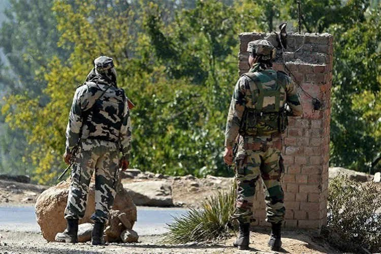 Pakistan violates ceasefire in Naushera sector amidst Eid celebrations | PTI Representational- India TV Hindi