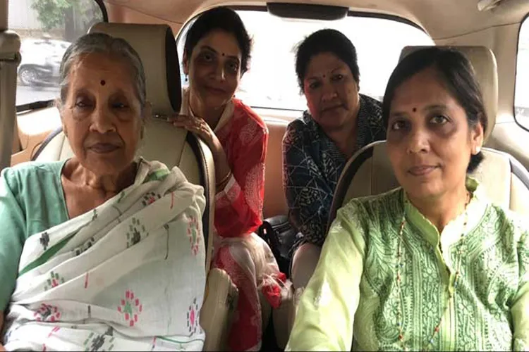 Arvind Kejriwal's wife Sunita Kejriwal accuses Lt Governor Anil Baijal of not letting her see husban- India TV Hindi