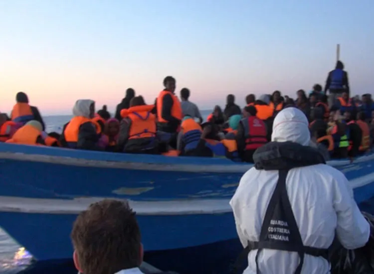 More than 50 refugees buried in Mediterranean Sea 48 bodies...- India TV Hindi