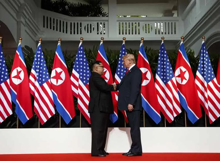 Moved by Trump-Kim summit South Koreans hail talks of the...- India TV Hindi