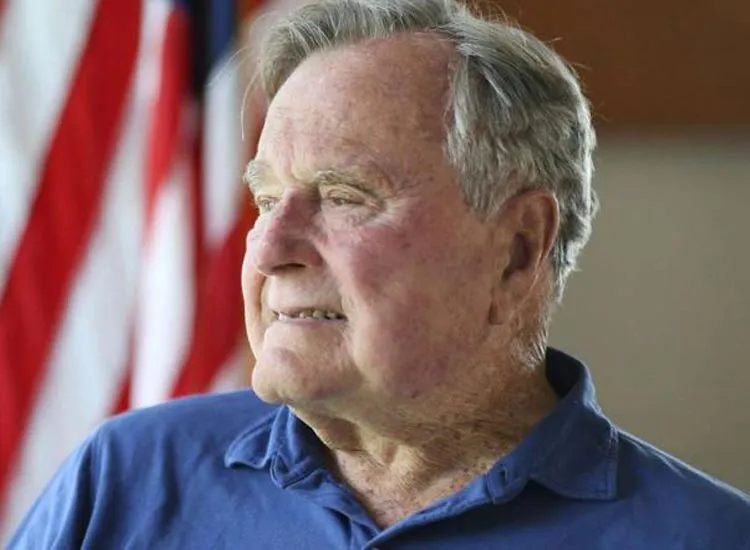 George H.W. Bush Becomes First U.S. President to Turn 94...- India TV Hindi