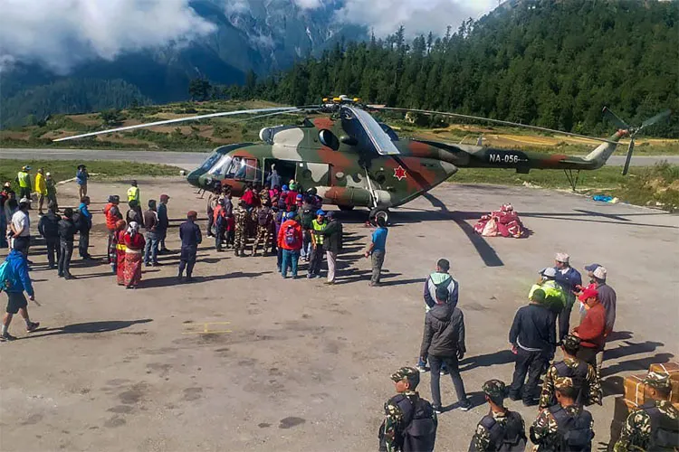 Around 1000 Indians stranded at Kailash Mansarovar await evacuation | PTI- India TV Hindi