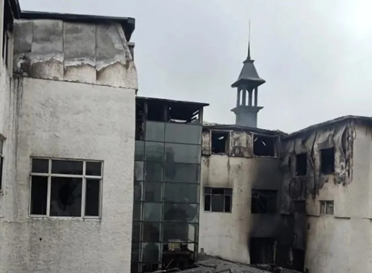 चीन, होटल में आग, 18 लोगों की मौत - India TV Hindi