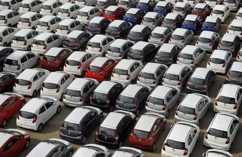 July auto sale rise 8 percent with 30 percent growth in commercial vehicle segment- India TV Paisa