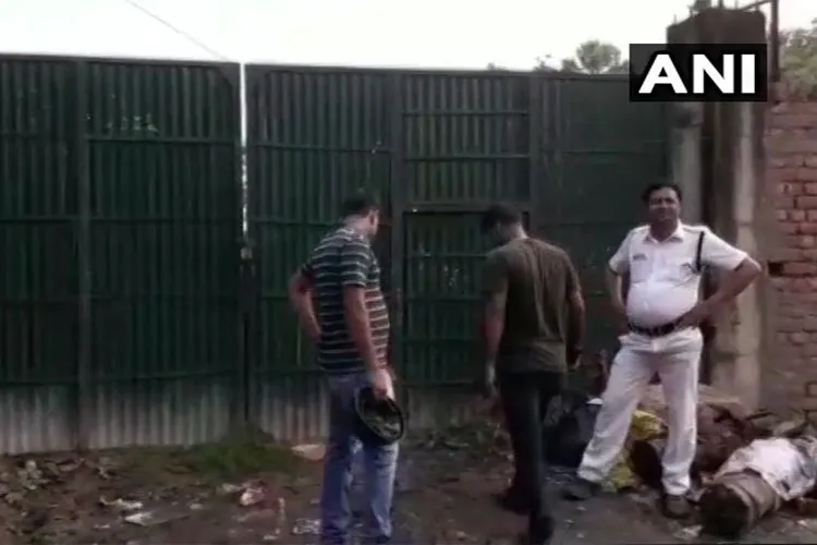 Skeletons of 14 babies found at empty plot in Haridevpur of Kolkata | ANI- India TV Hindi