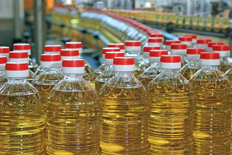 India vegetable oil import rose to 11 months high in August in rising palm oil shipments - India TV Paisa