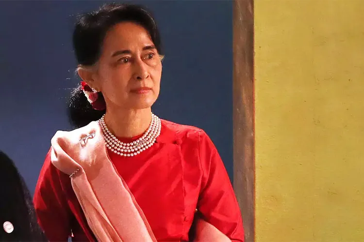 Aung San Suu Kyi becomes first person stripped of honorary Canadian citizenship- India TV Hindi
