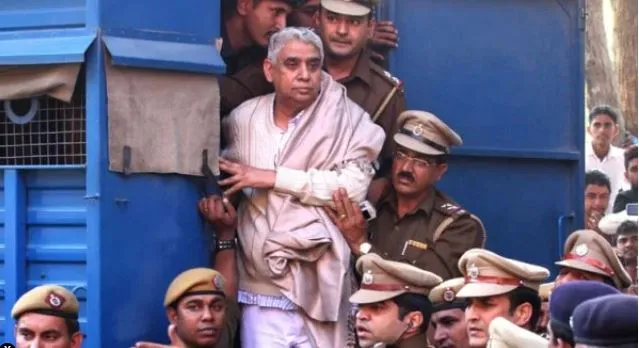 Sant Rampal sentence in satlok ashram case live updates - India TV Hindi