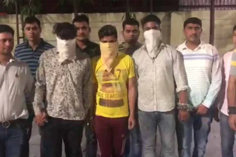 तैमूर नगर मर्डर केस: 4 दिन बाद गिरफ्तार हुए हत्यारे, CBI जांच की मांग- India TV Hindi
