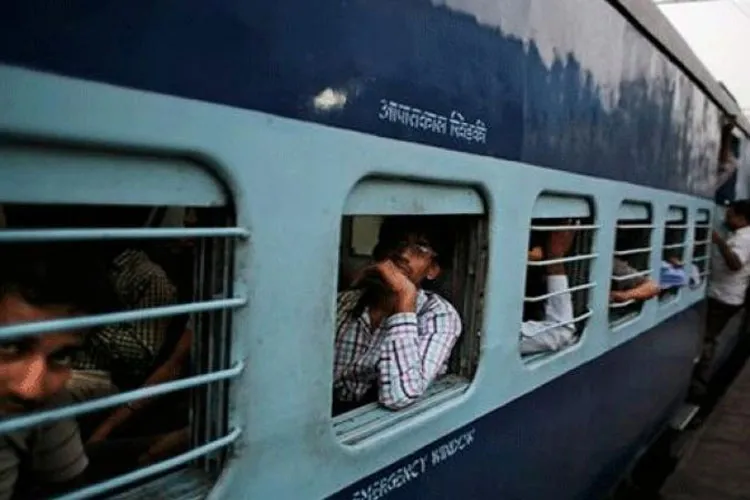 दिवाली और छठ में लोगों को राहत देने के लिए रेलवे ने लिया यह बड़ा फैसला | PTI- India TV Hindi