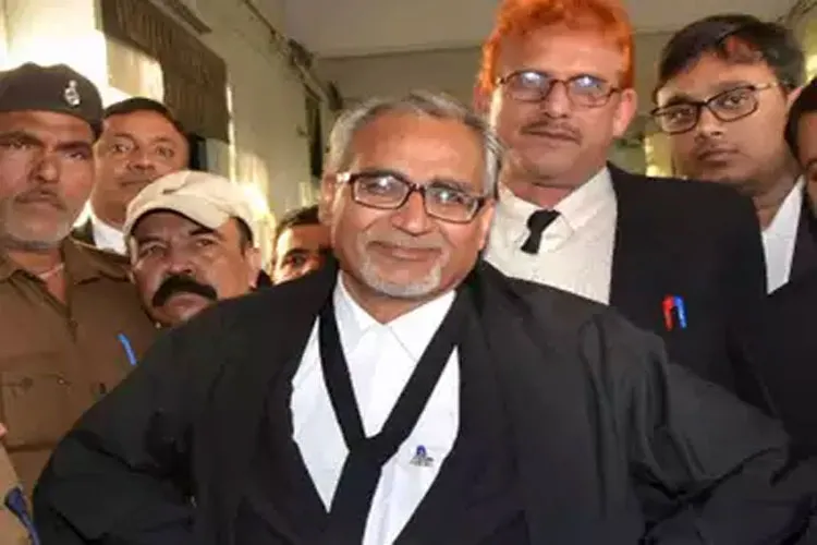 Judge shivpal singh survives in car accident- India TV Hindi
