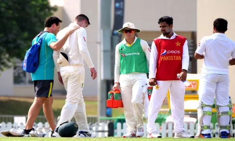 पाकिस्तान के खिलाफ अभ्यास मैच में ऑस्ट्रेलियाई खिलाड़ी के सिर पर लगी गेंद- India TV Hindi
