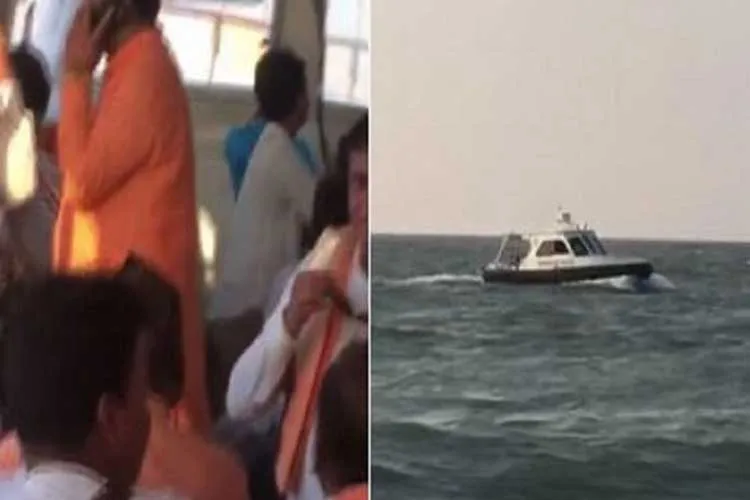 mumbai boat capsized- India TV Hindi