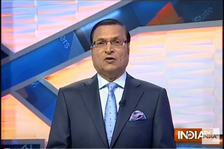 Rajat Sharma Blog: VHP saints have put the Centre in a fix over Ram temple- India TV Hindi