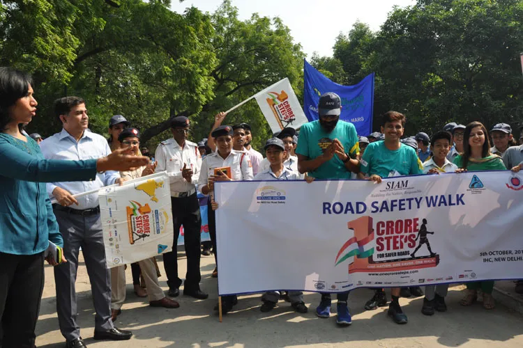 रोड सेफ्टी के लिए दिल्ली ट्रैफिक पुलिस के साथ शुरू हुआ ‘मेरी सुरक्षा अभियान’- India TV Hindi