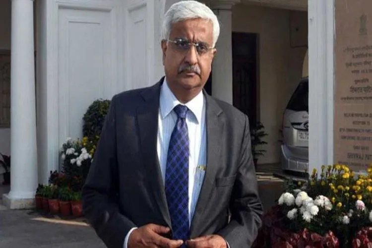 Delhi Chief Secretary Anshu Prakash transferred to Department of Telecommunications- India TV Hindi