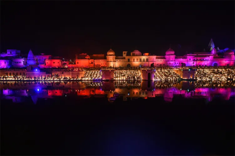 Ayodhya Deepostav: सरयू तट पर तीन...- India TV Hindi