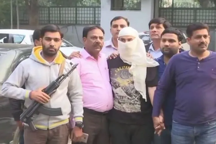 Delhi Police, arrests, Hizbul Mujahideen, militant - India TV Hindi
