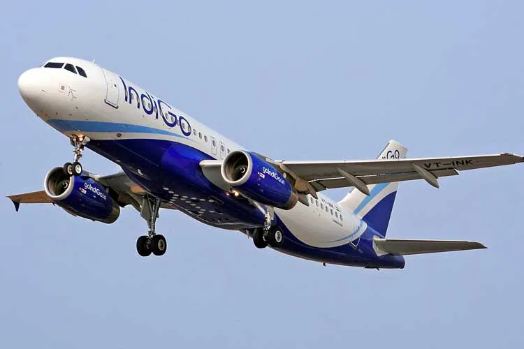 IndiGo plane tilts mid-air; aviation regulator DGCA starts...- India TV Hindi