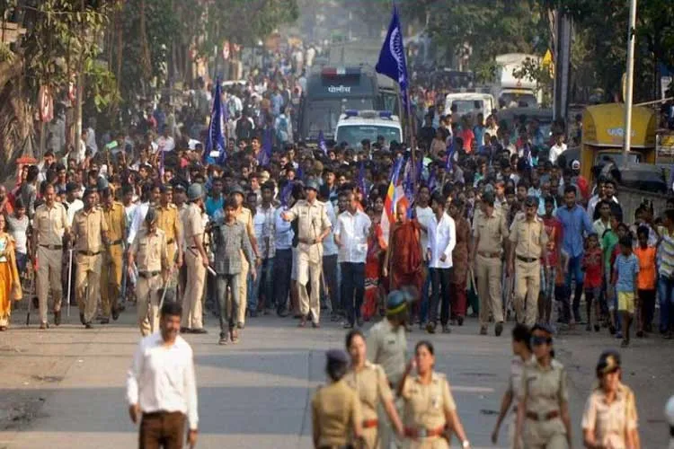 Koregaon-Bhima: Pune police blames Elgar Parishad speeches...- India TV Hindi