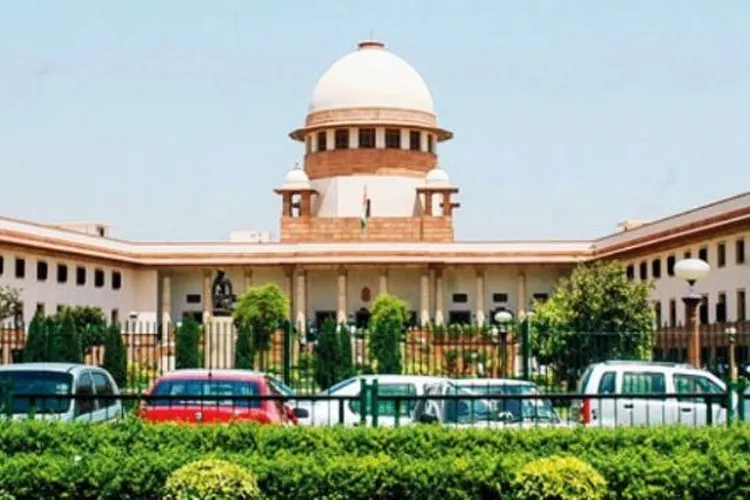 CBI Vs CBI: Supreme Court to take up Alok Verma's CVC probe report | PTI File- India TV Hindi