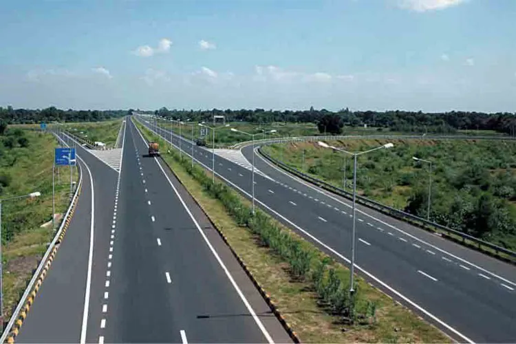 KMP expressway - India TV Hindi