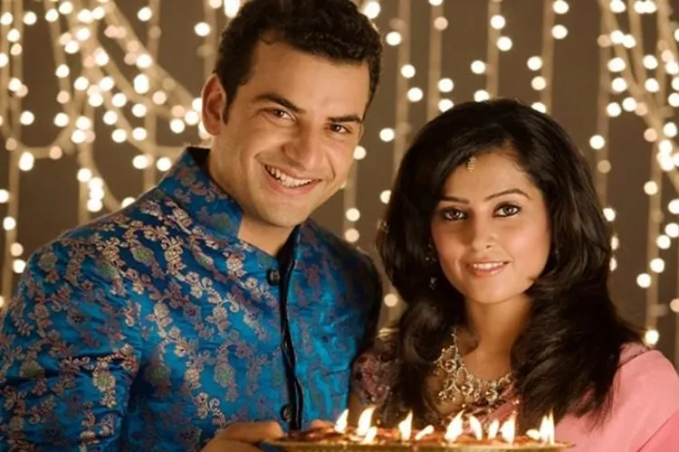couple in diwali- India TV Hindi