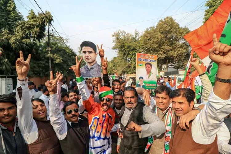 Congress workers and supporters celebrate the party's...- India TV Hindi