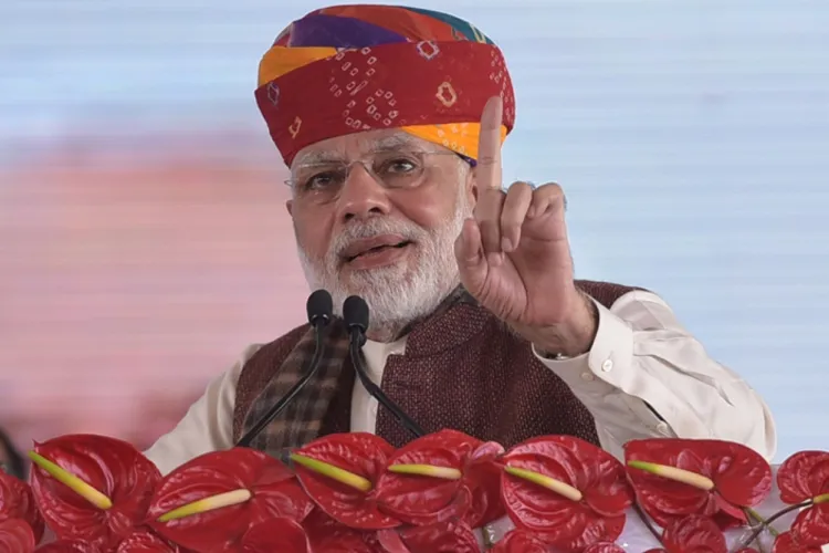 कांग्रेस नेताओं ने समझदारी दिखाई होती तो भारत से अलग नहीं होता करतारपुर साहिब: PM मोदी- India TV Hindi