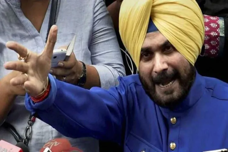 On brink of loosing voice, Sidhu advised complete rest for 5 days- India TV Hindi