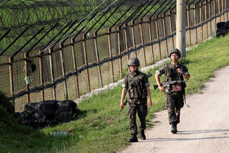 North Korean soldier defects to South Korea | AP Representational- India TV Hindi