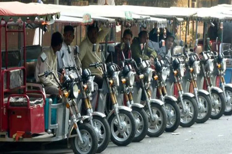 E-rickshaws- India TV Hindi
