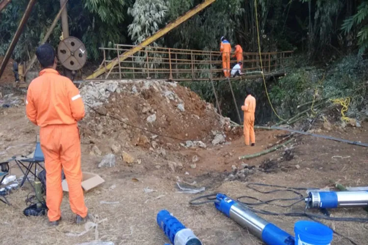 Trapped miner's body retrieved from Meghalaya mine- India TV Hindi