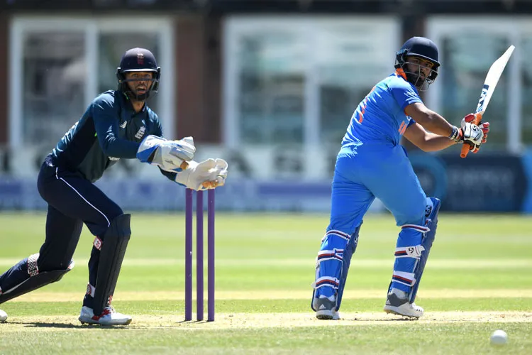 अनाधिकारिक वनडे : इंडिया-ए ने इंग्लैंड लायंस को 6 विकेट से हराया, ऋषभ पंत ने खेली धमाकेदार पारी- India TV Hindi