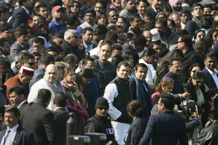 Rahul Gandhi gets front row seat at 70th Republic Day- India TV Hindi