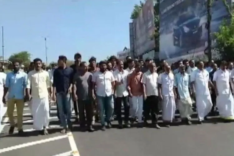 Shutdown in Kerala over murder of 2 Youth Congress workers, CPI(M) blamed | ANI- India TV Hindi