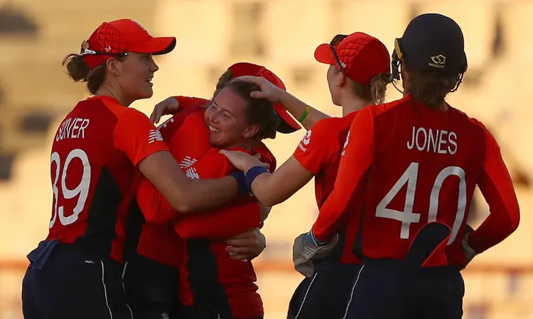 महिला क्रिकेट : इंग्लैंड ने भारत को पहले टी-20 में 41 रनों से हराया, सीरीज में बनाई 1-0 की बढ़त- India TV Hindi