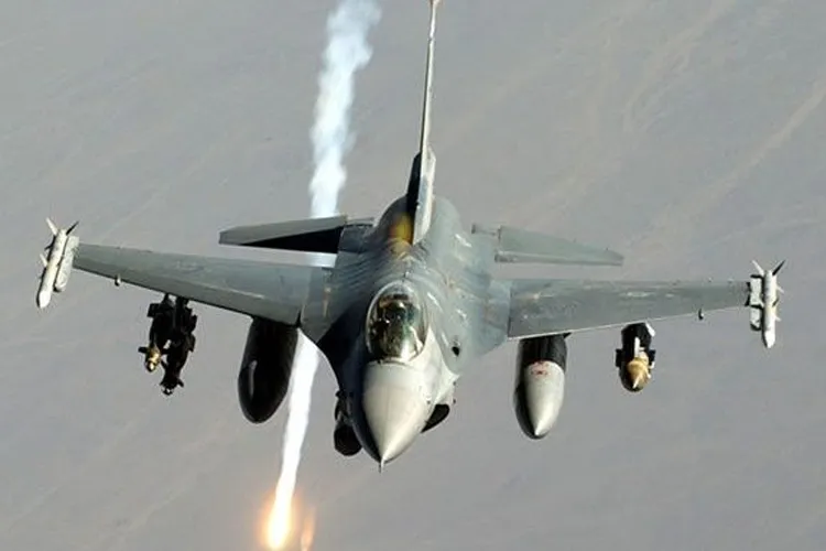 उच्च तकनीकी क्षमता होती तो पाकिस्तान को हवाई हमले में ज्यादा नुकसान पहुंचाते: वायुसेना- India TV Hindi