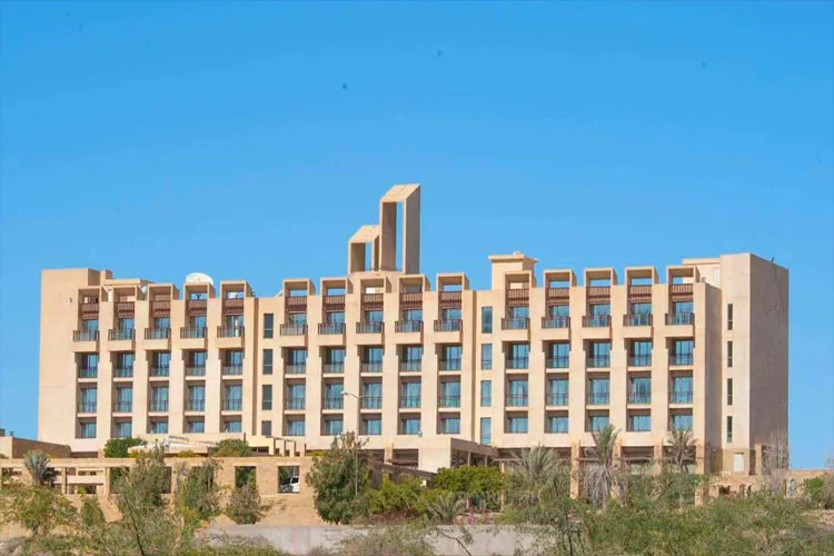 Pakistan: Terrorists storm 5 star hotel in Gawadar, Balochistan- India TV Hindi