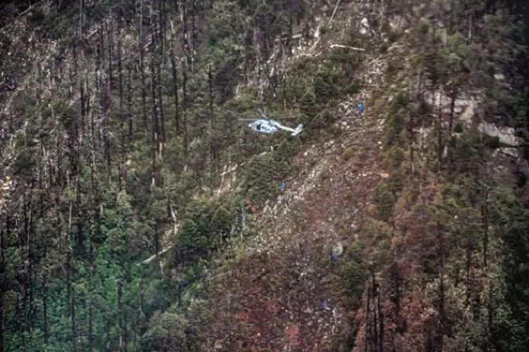 Rescue team members retrieved from AN-32 aircraft crash...- India TV Hindi