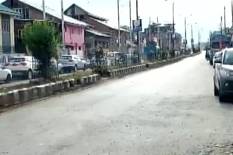 Terrorists attack on security forces at KP road in Anantnag...- India TV Hindi