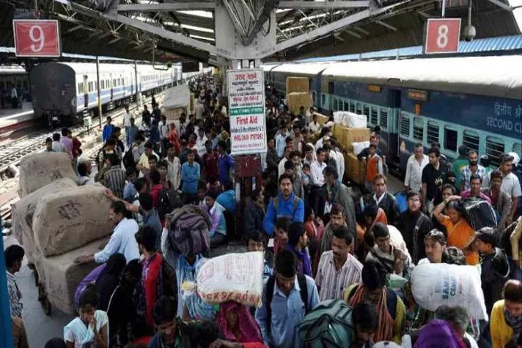 लू और भीषण गर्मी से केरला एक्सप्रेस में 4 यात्रियों की मौत- India TV Hindi