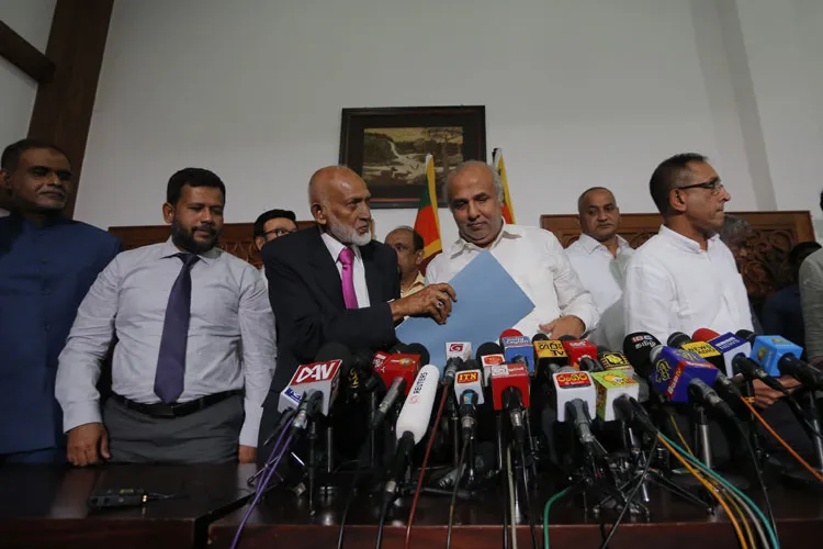 Easter bombing: 9 Muslim Ministers and two Governors step down in Sri Lanka | AP- India TV Hindi