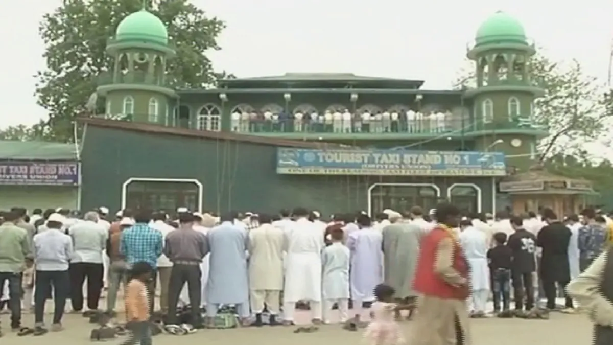 kashmir mosque- India TV Hindi