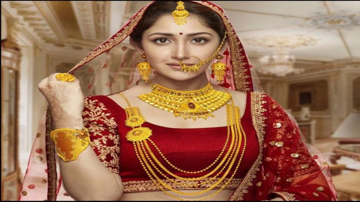 Gold nears Rs 36,000 mark, silver jumps Rs 935- India TV Paisa